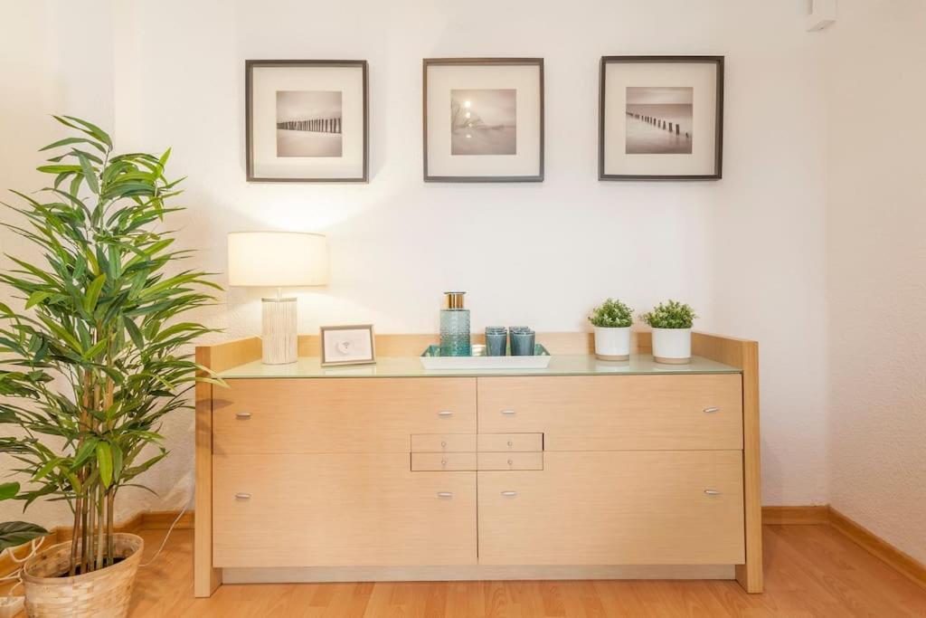Precioso Piso Moderno: Terraza, A/C, Netflix, Wifi Apartment Valencia Exterior photo