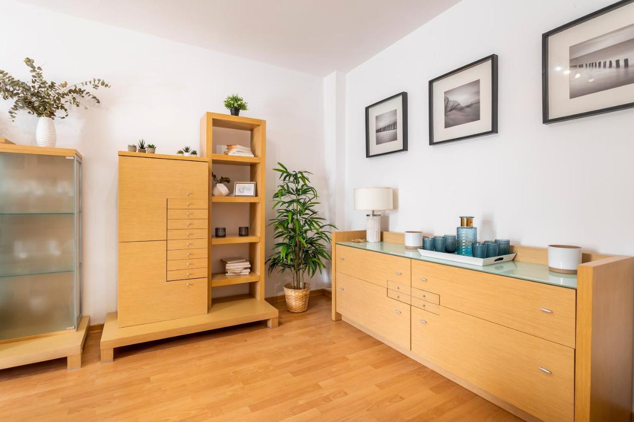 Precioso Piso Moderno: Terraza, A/C, Netflix, Wifi Apartment Valencia Exterior photo
